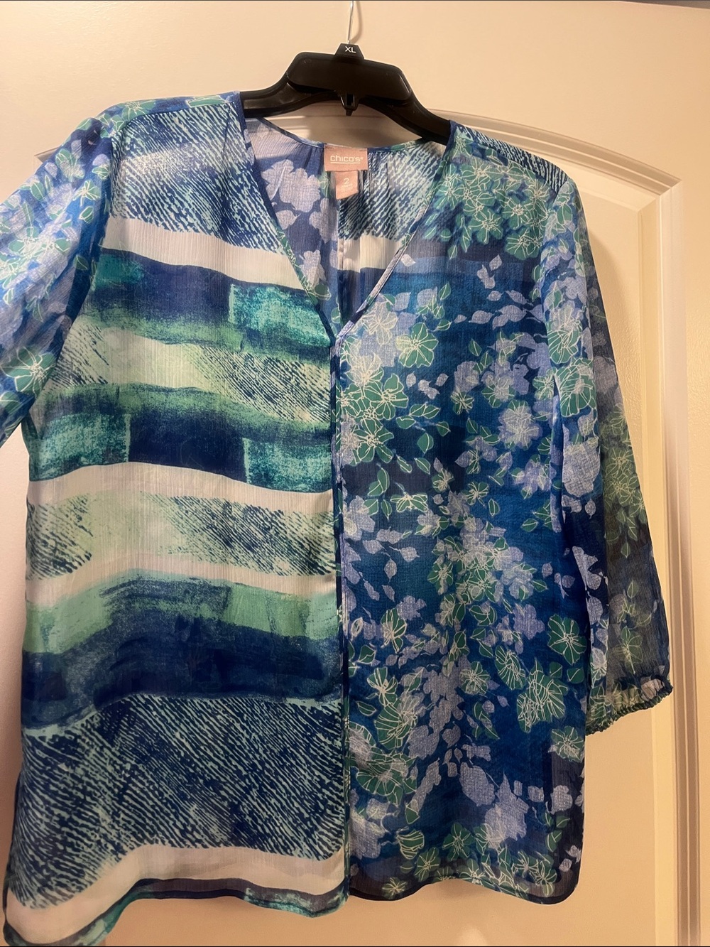 Chico's Blue & Green Sheer Mixed-Print V-Neck Blouse